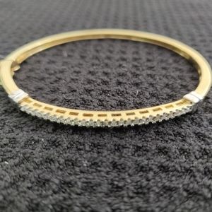 Diamond Bangled Gold Hinged Bracelet